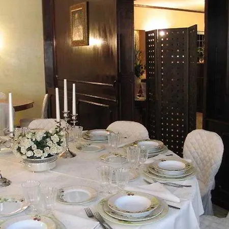 Отель Palace 4*